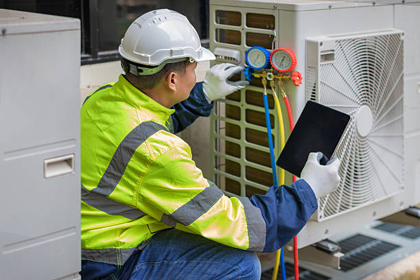 Professional Emergency Hvac technician working in Thornton, PA